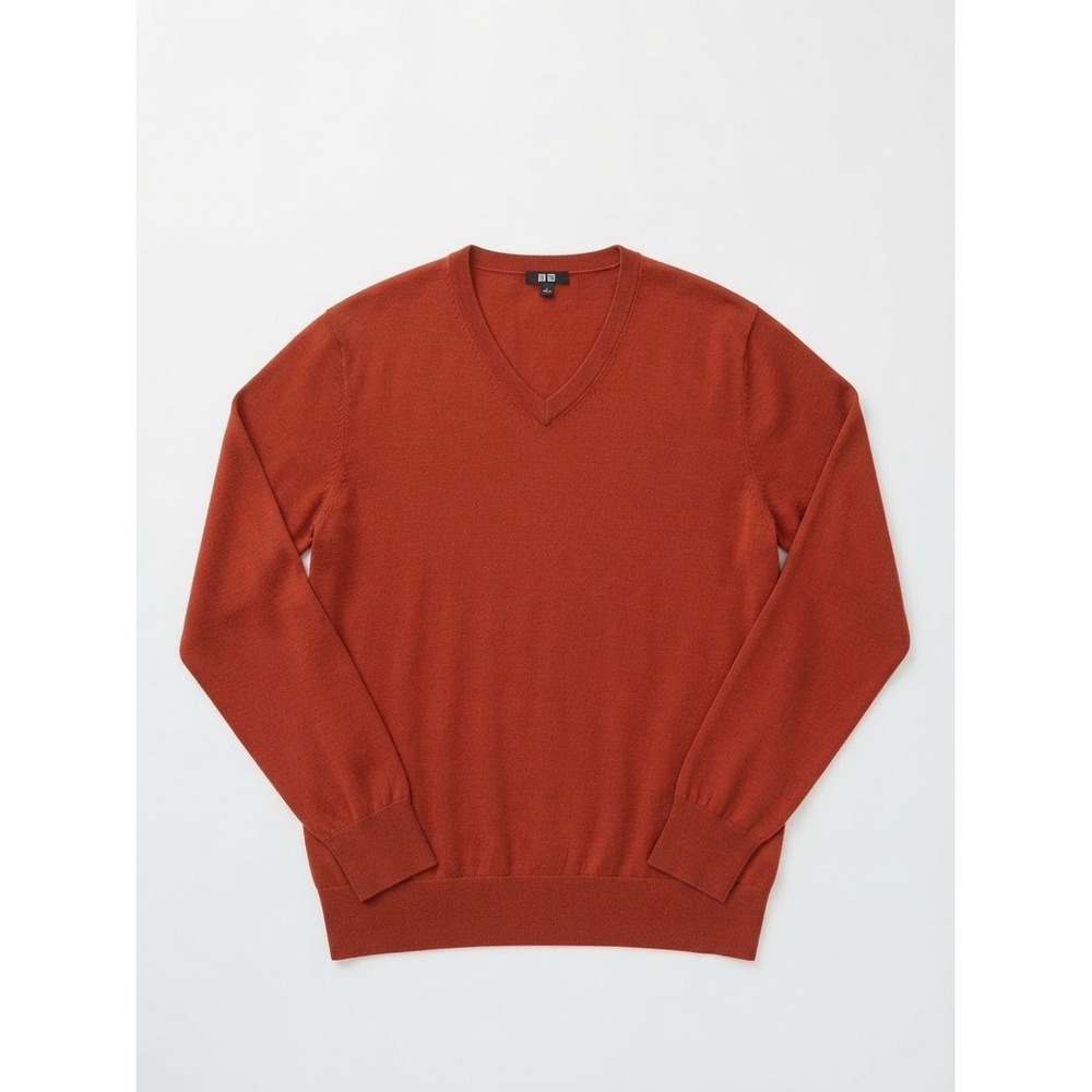 Uniqlo Men's XL Red Wool Knit V-Neck Pullover Sweater Classic Preppy